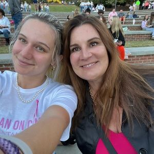 Meet your Posher, Kelly